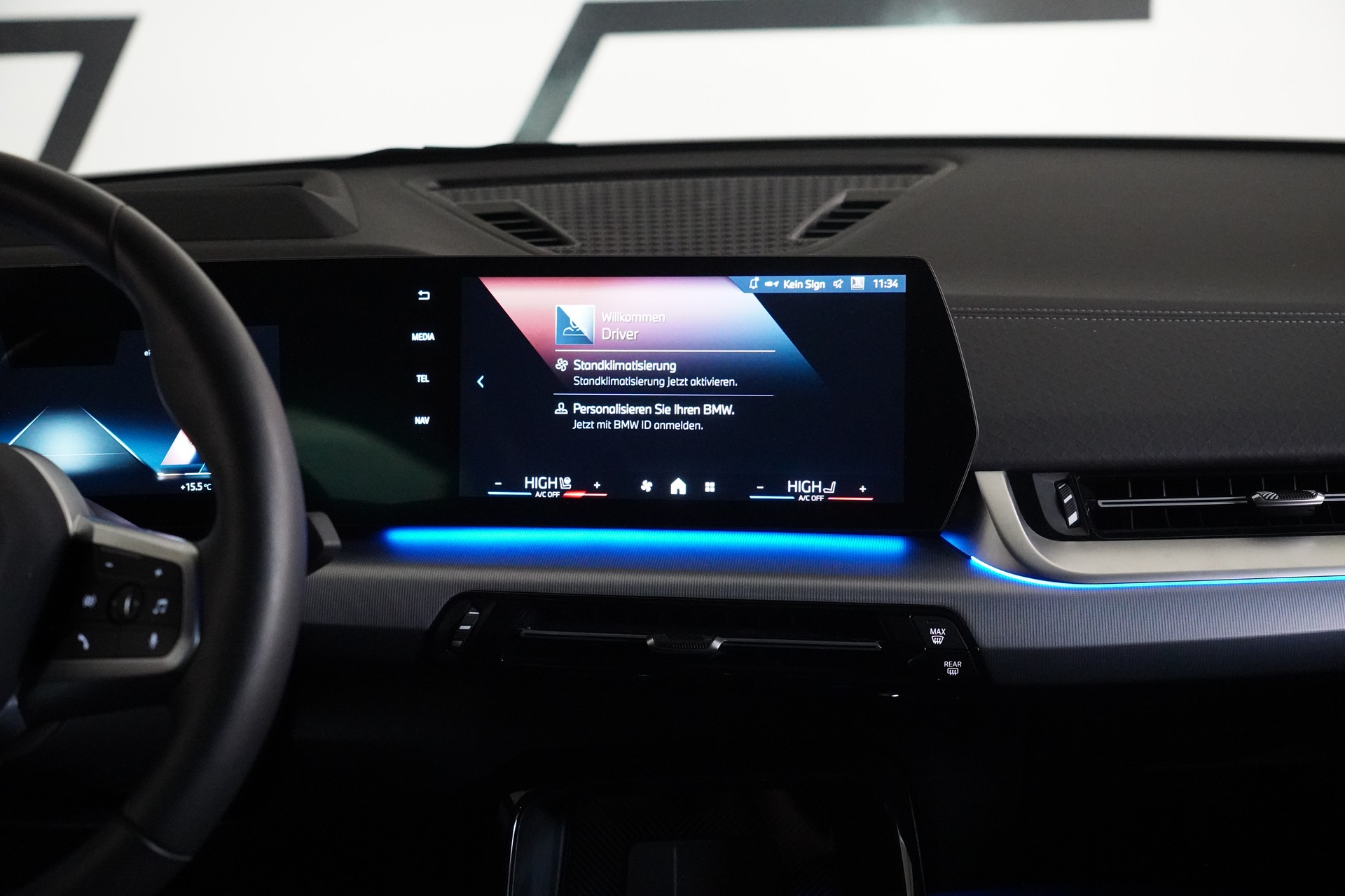 BMW iX2 xDrive 30 M Sport Pro - 19