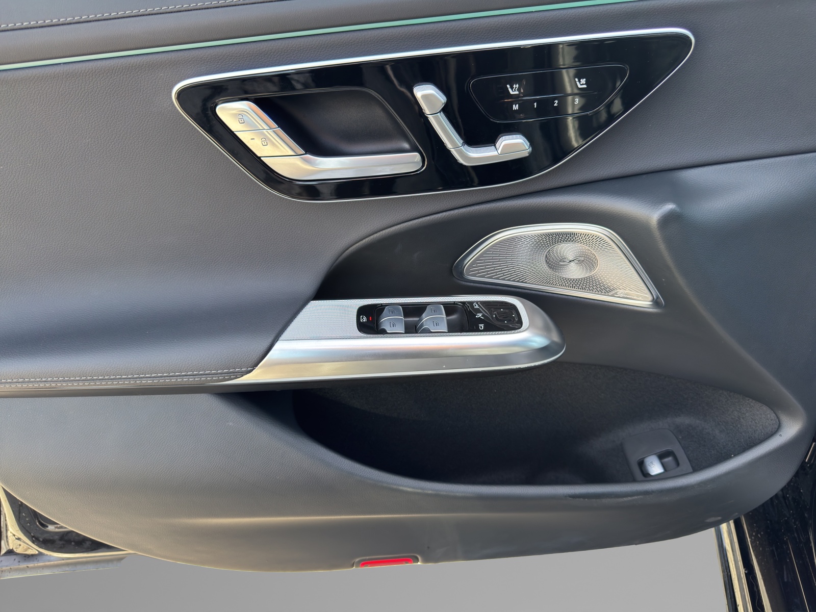 MERCEDES-BENZ E 200 9G-Tronic 4Matic - 13