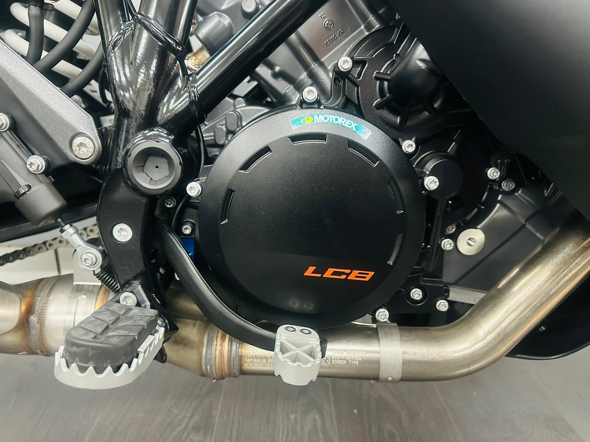 KTM 1390 Super Adventure S - 6