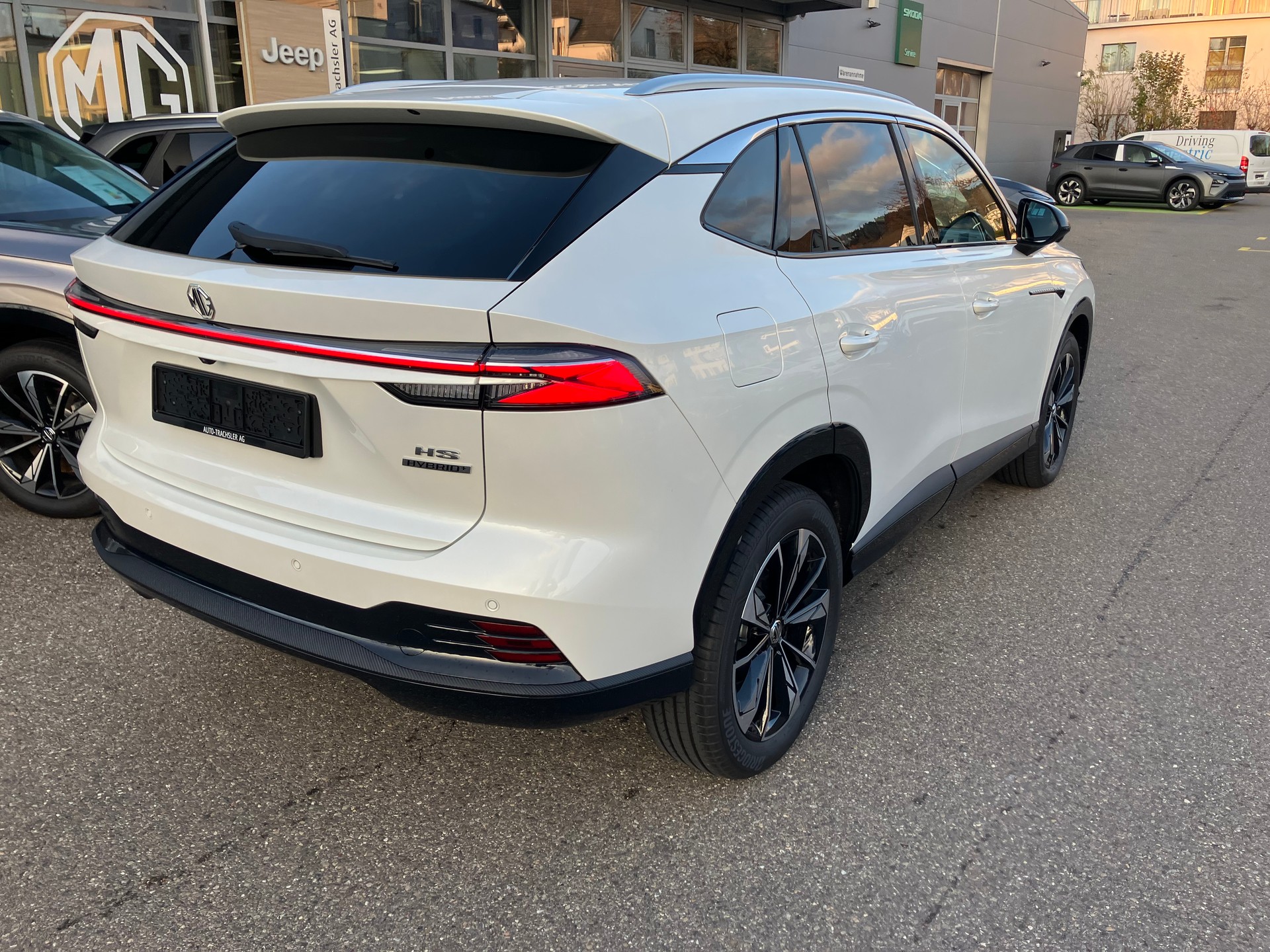 MG HS 1.5 T Hybrid+ Luxury - 5