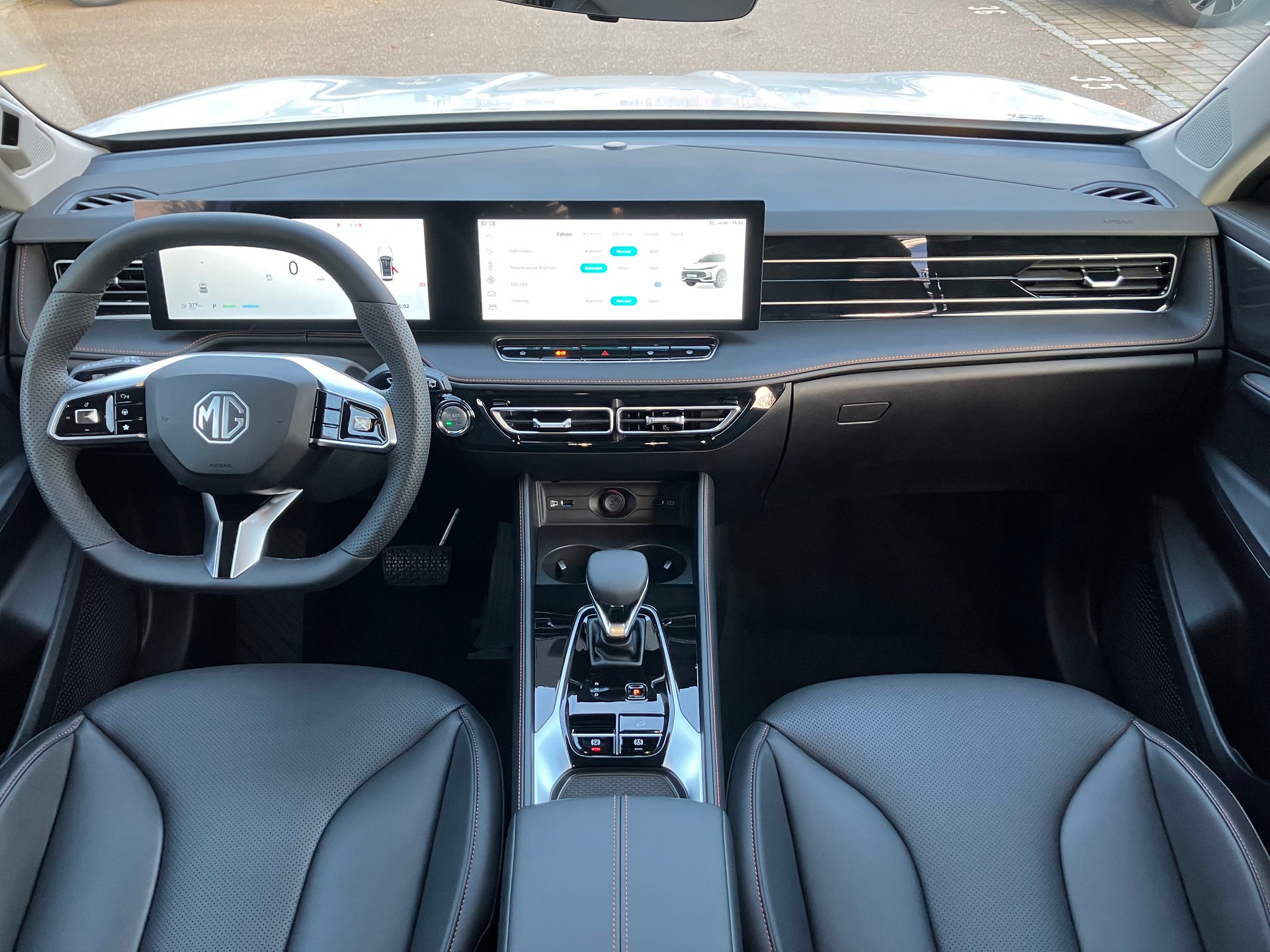 MG HS 1.5 T Hybrid+ Luxury - 9