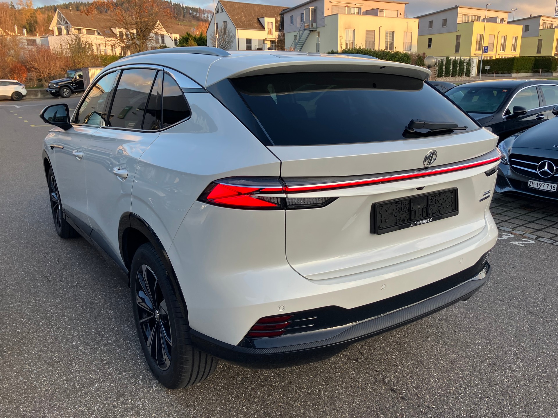 MG HS 1.5 T Hybrid+ Luxury - 4