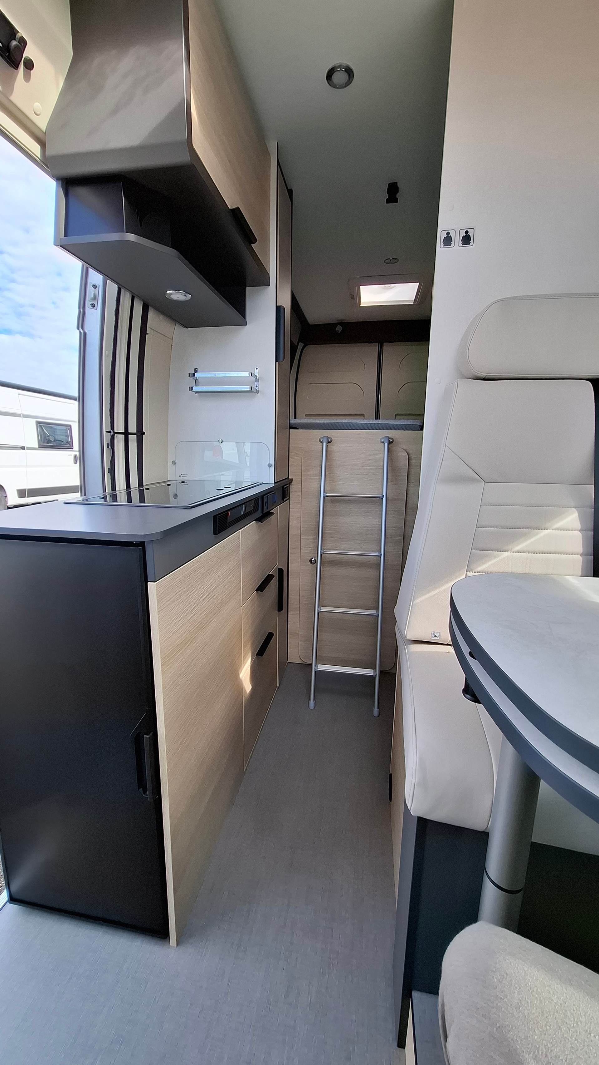 DREAMER Camper Sport Motorbike Edition - 9
