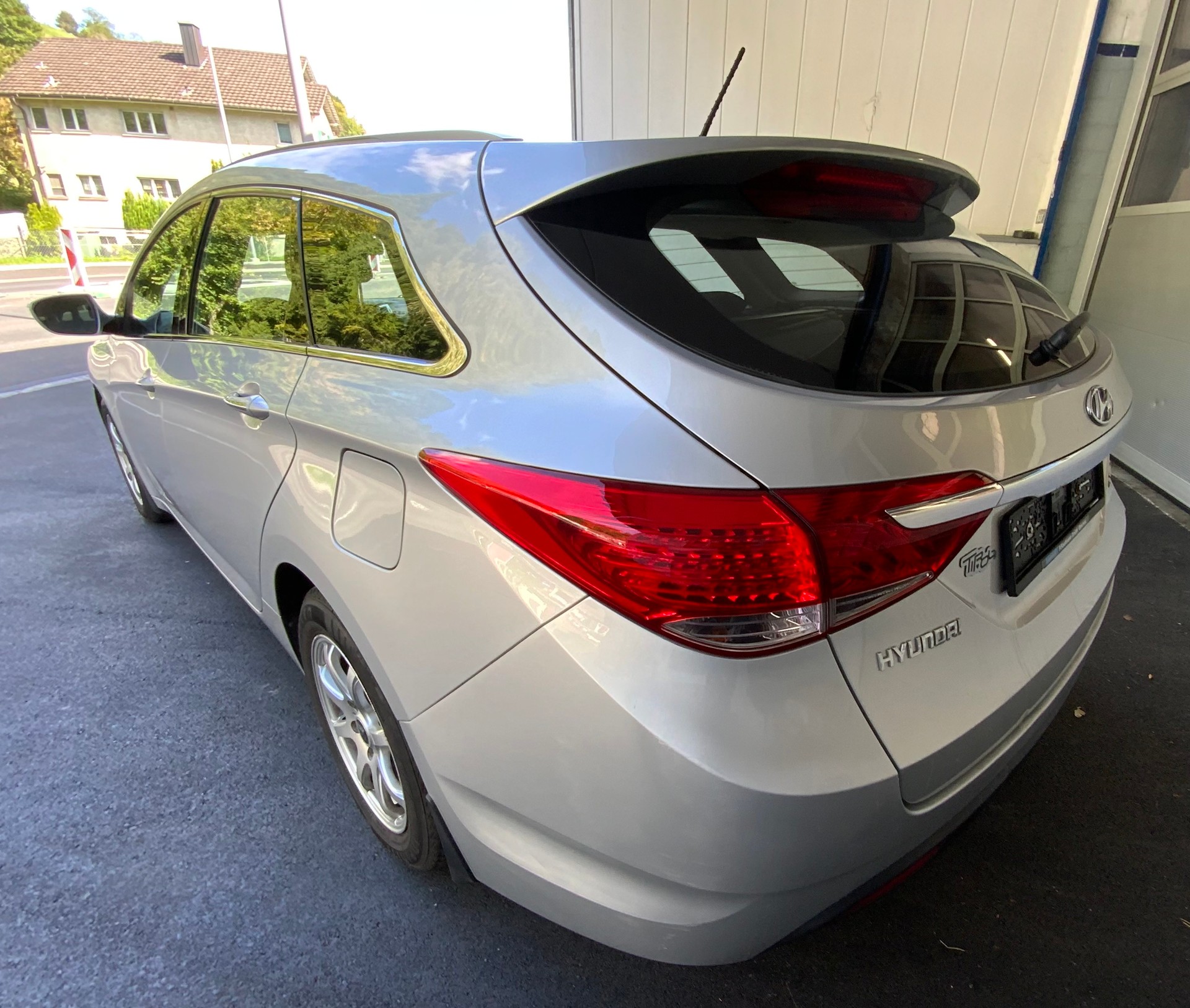 HYUNDAI i40 Wagon 1.6 GDI ISG Comfort - 4