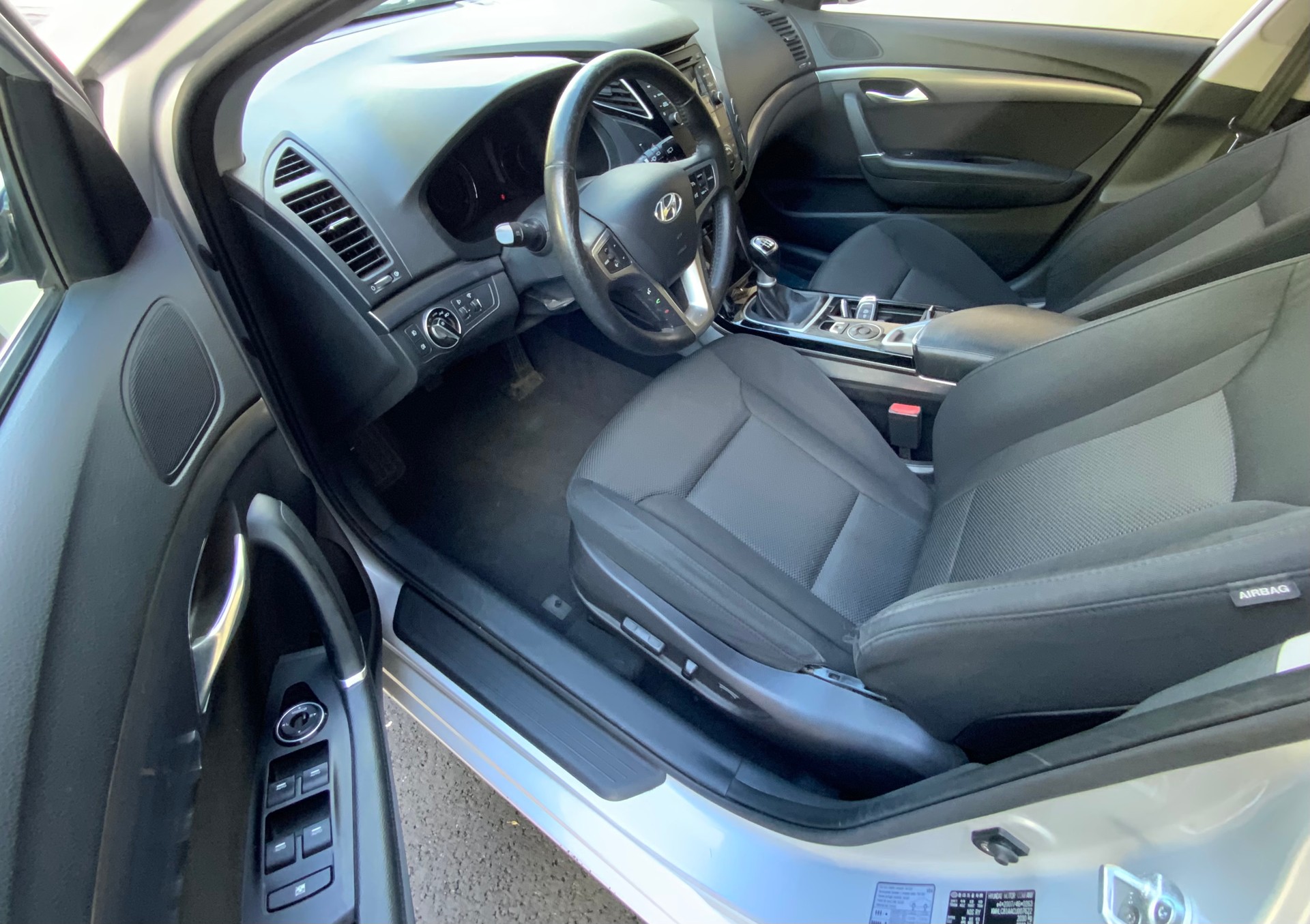 HYUNDAI i40 Wagon 1.6 GDI ISG Comfort - 10