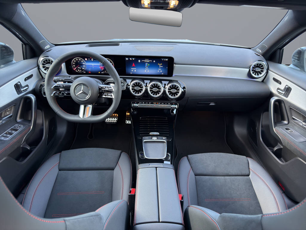 MERCEDES-BENZ A 250 AMG Line 4matic - 10