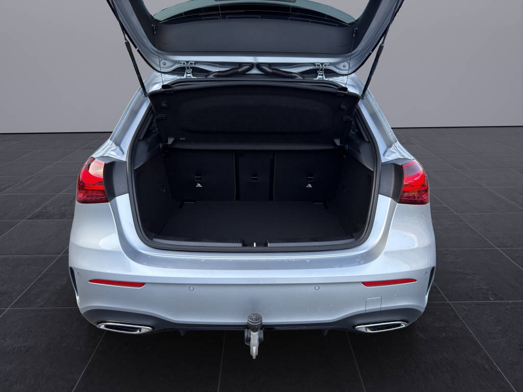 MERCEDES-BENZ A 250 AMG Line 4matic - 18