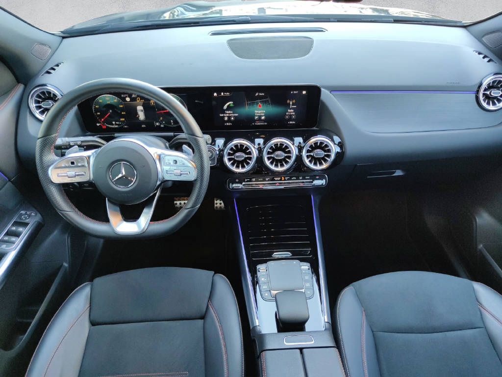 MERCEDES-BENZ GLA 220 d AMG Line 4Matic - 14