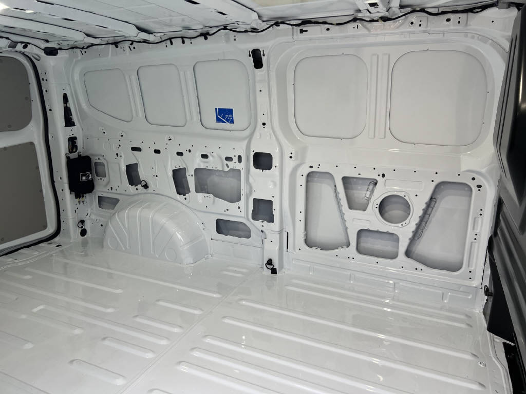 FORD Transit Custom Van 320 L2 2.5 Duratec 233 Trend PHEV - 8