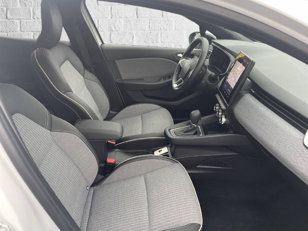 RENAULT Clio 1.6 E-Tech techno - 7