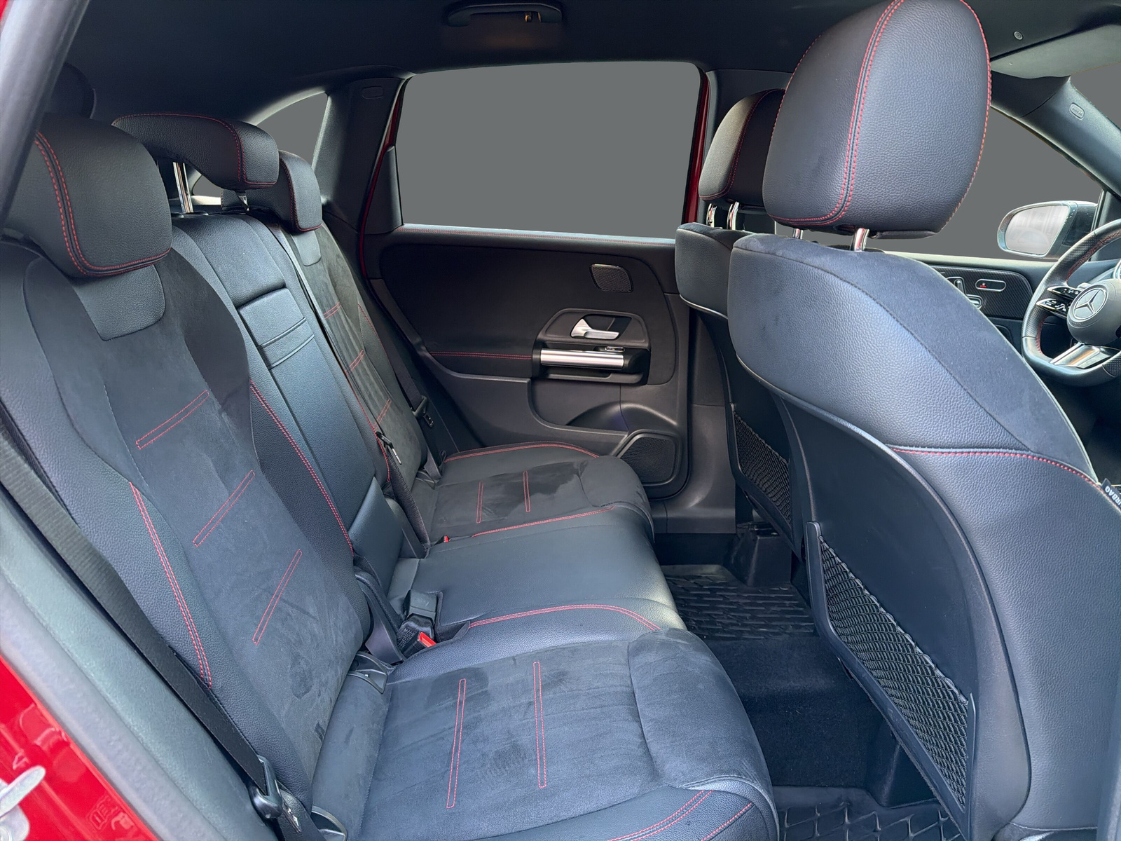 MERCEDES-BENZ B 250 4Matic 8G-DCT - 19