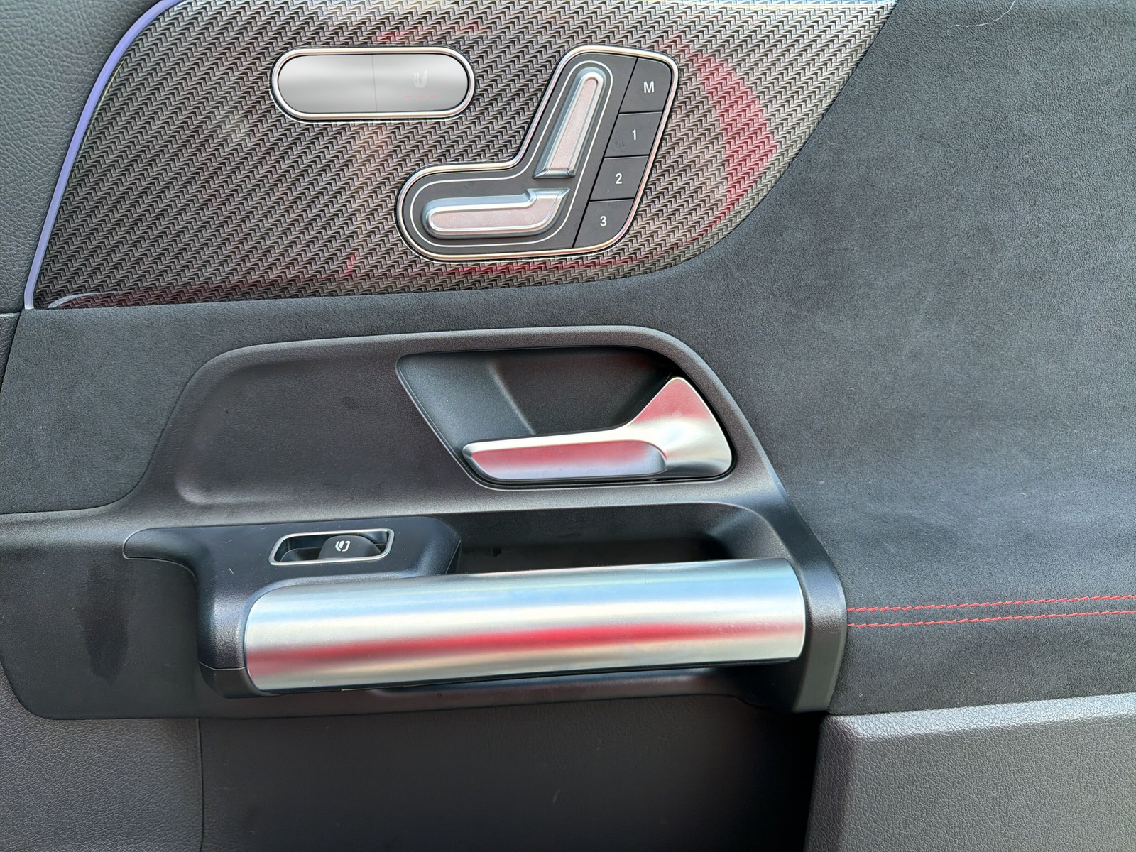 MERCEDES-BENZ B 250 4Matic 8G-DCT - 17