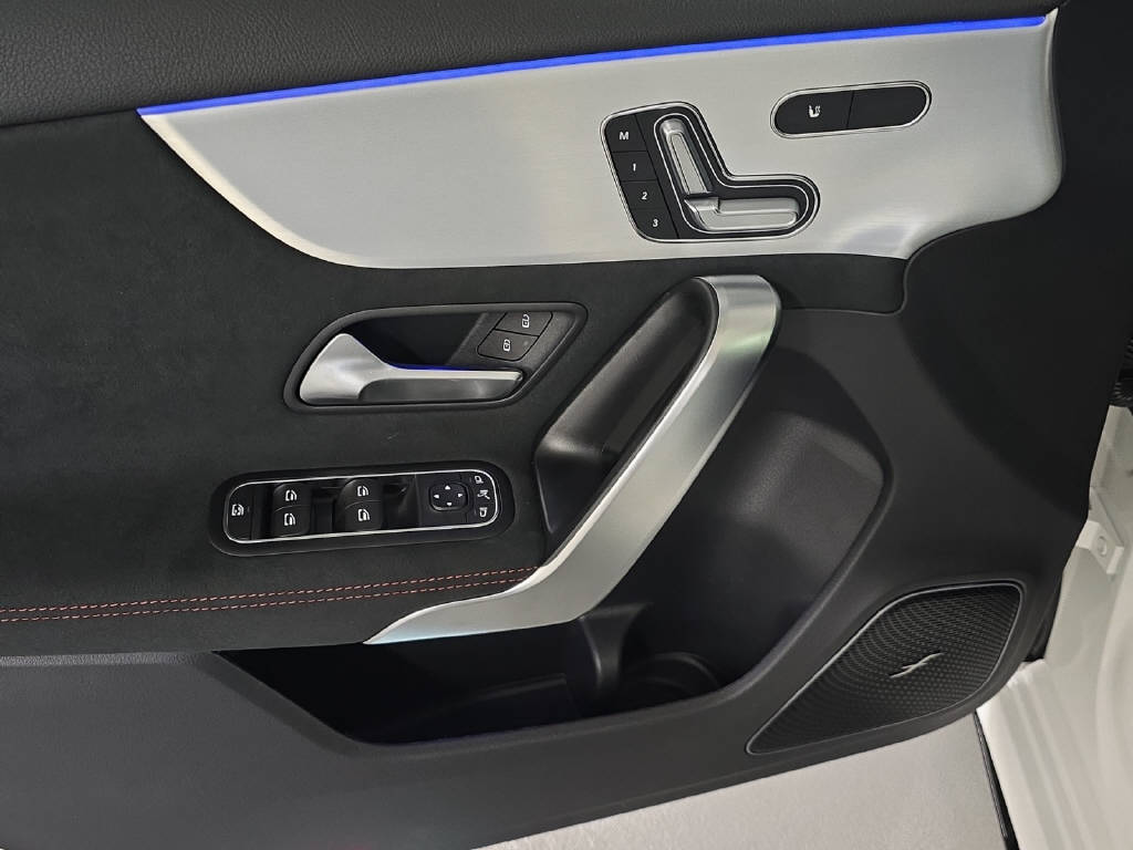 MERCEDES-BENZ A 45 S AMG 4matic+ - 6