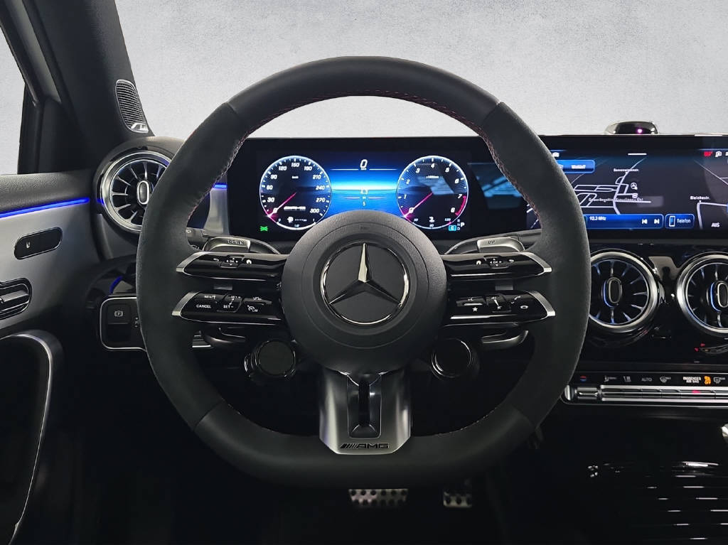 MERCEDES-BENZ A 45 S AMG 4matic+ - 12
