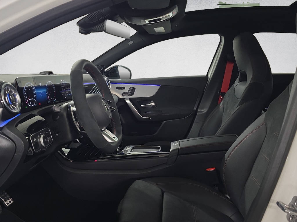 MERCEDES-BENZ A 45 S AMG 4matic+ - 10