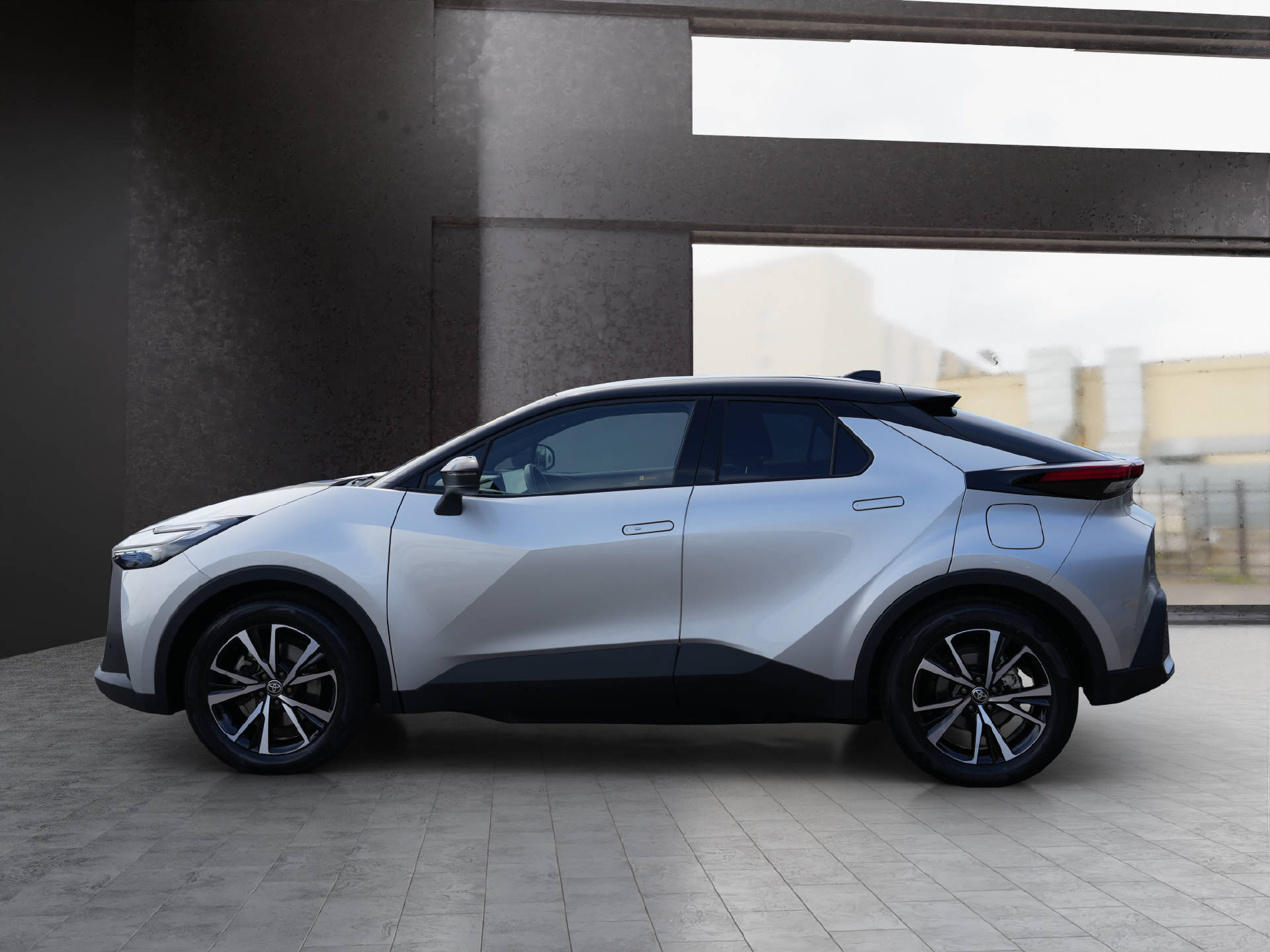 TOYOTA C-HR 2.0 PHEV Swiss Edition - 3