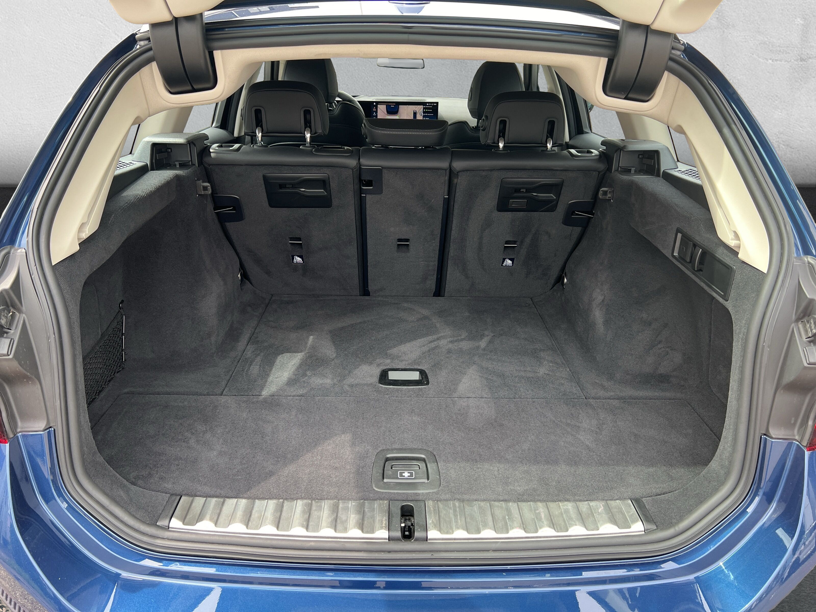 BMW 320d xDrive 48V Touring (CH)📍 - 5