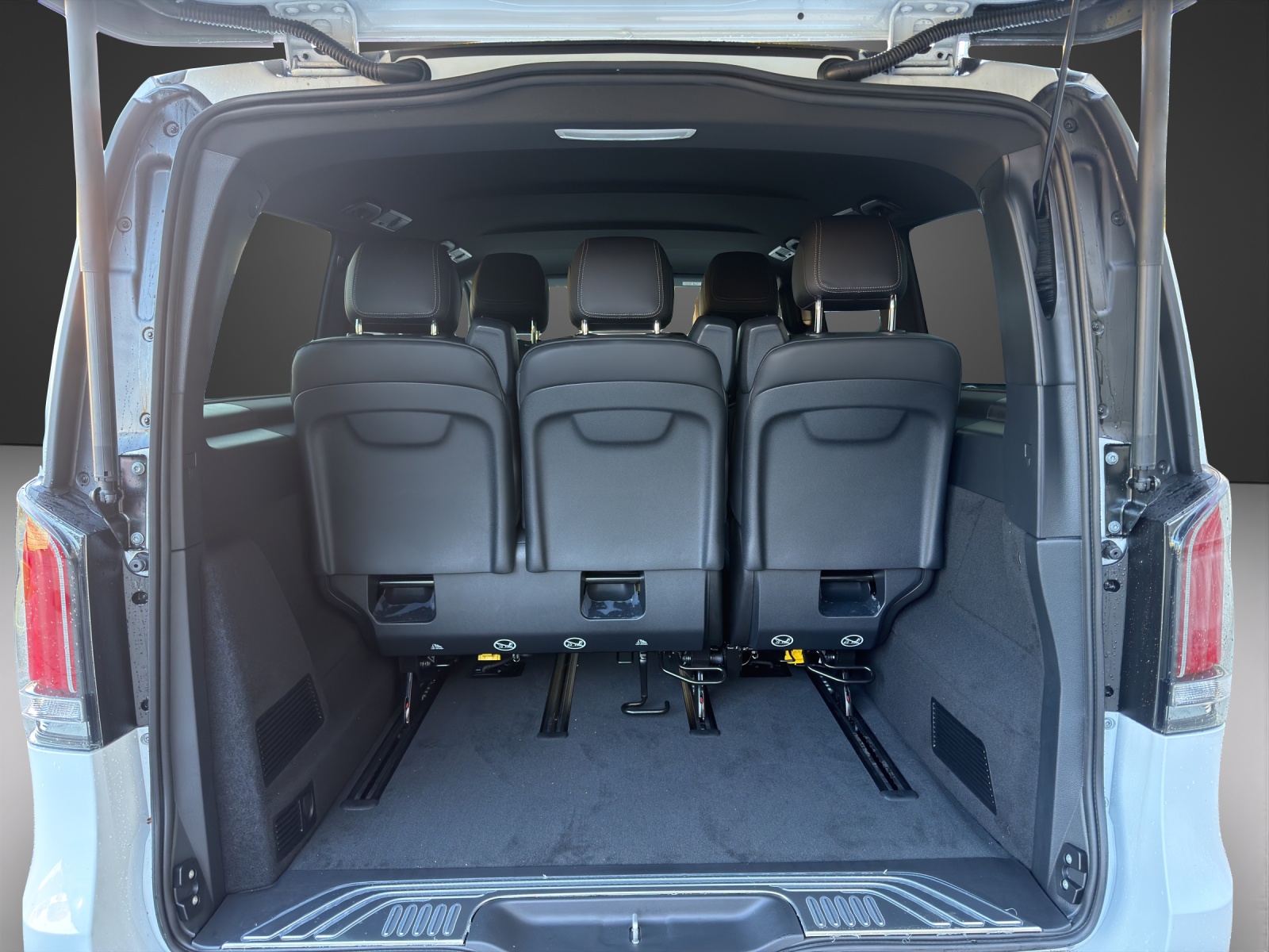 MERCEDES-BENZ V 300 d lang Exclusive 4Matic 9G-Tronic - 11