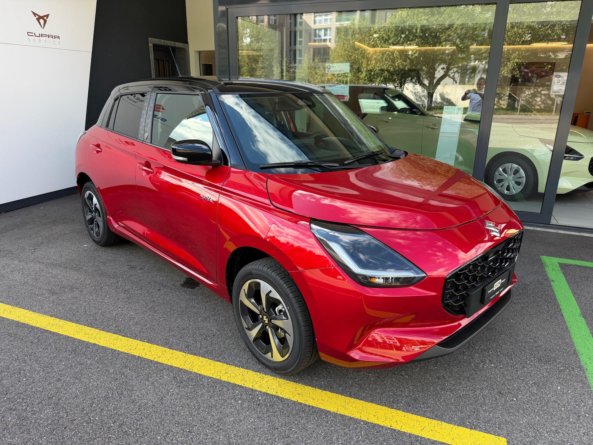 SUZUKI Swift 1.2 Piz Sulai Top Hybrid 4x4