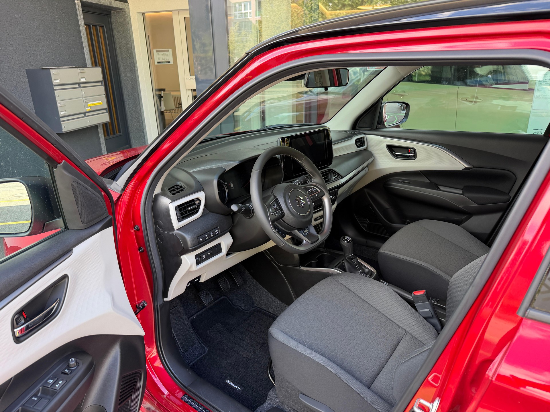 SUZUKI Swift 1.2 Piz Sulai Top Hybrid 4x4 - 10