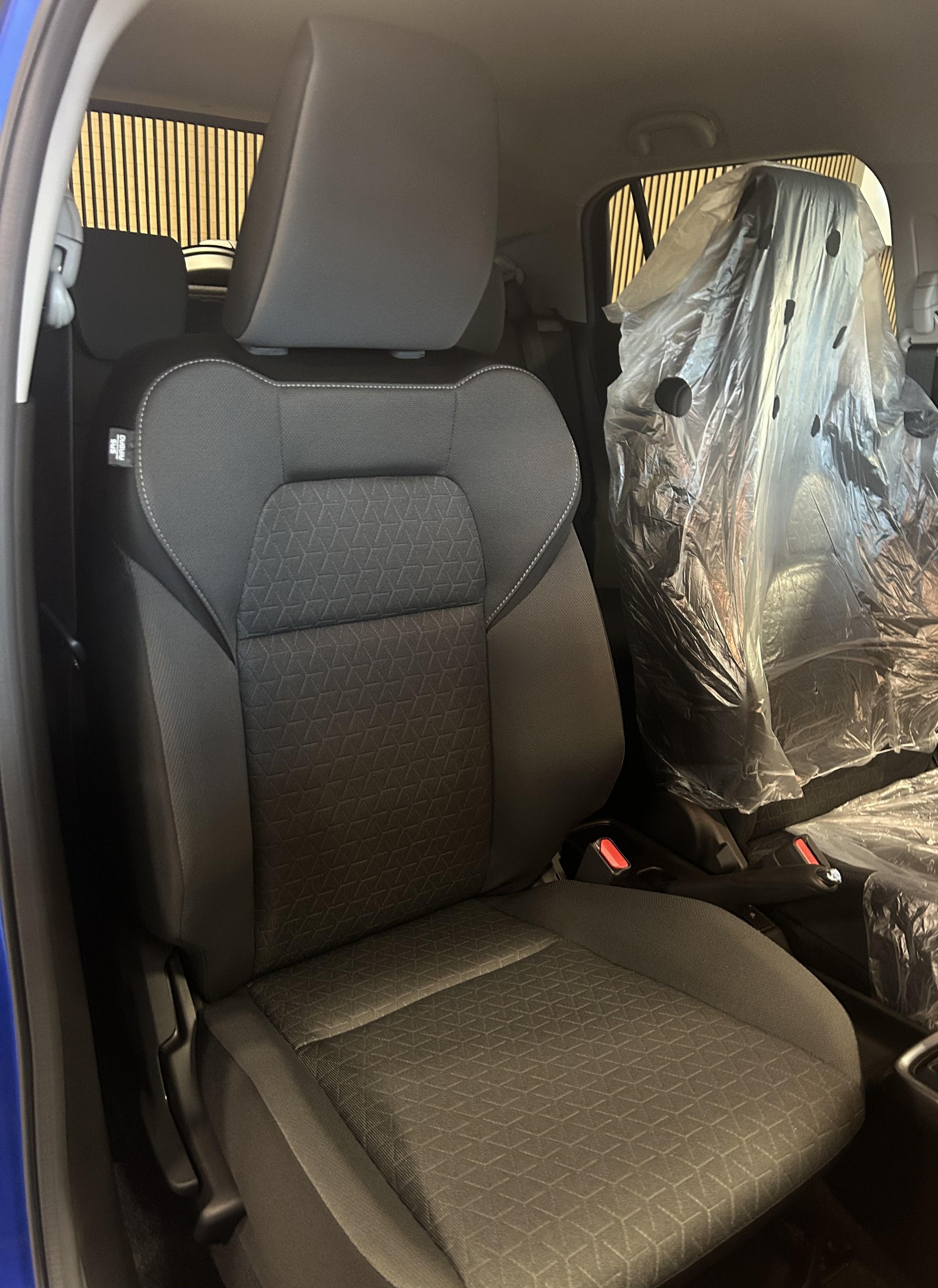 SUZUKI Swift 1.2 Sakura Top Hybrid - 16