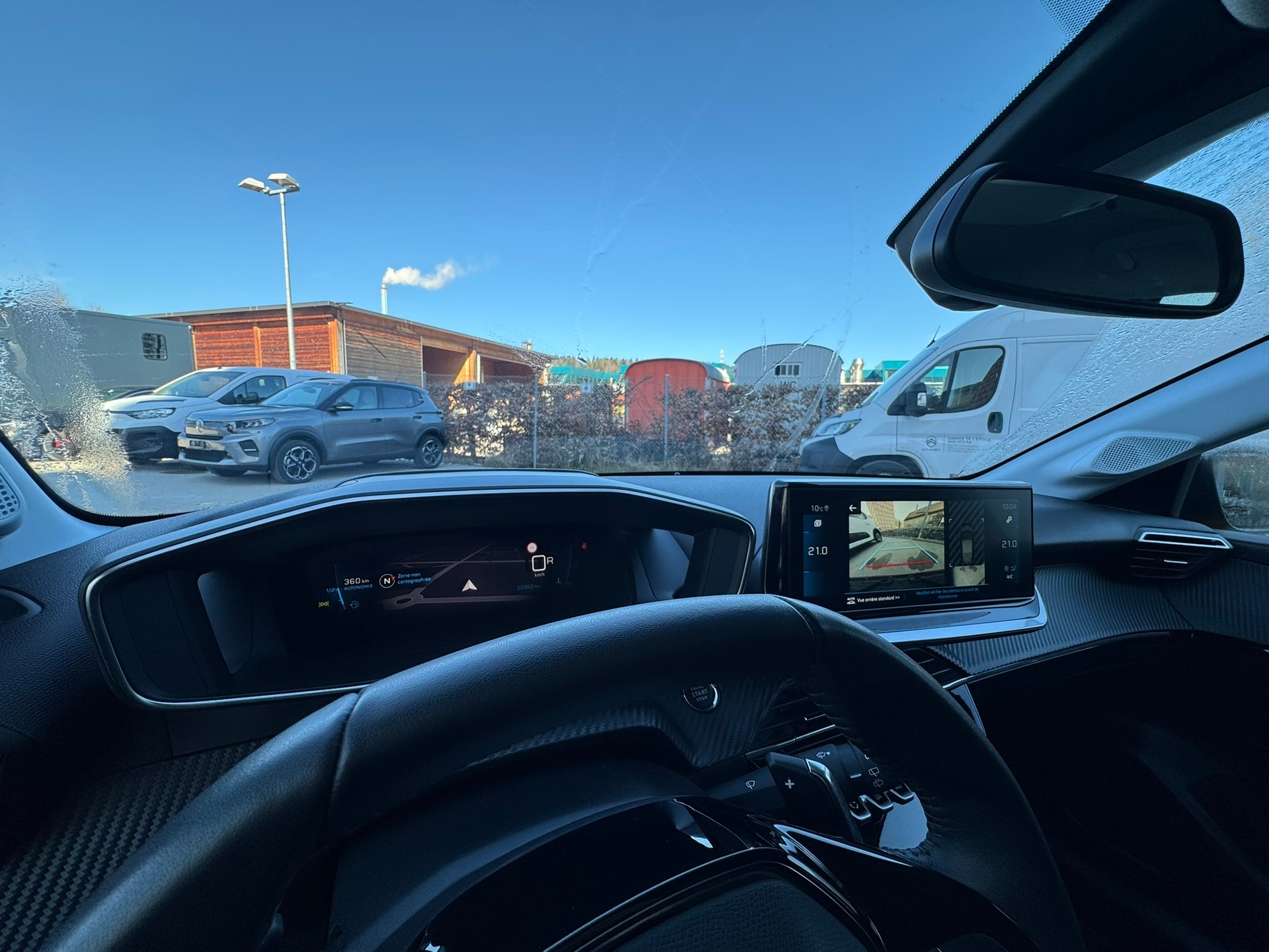 PEUGEOT 208 1.2 PureTech Allure EAT8 - 10