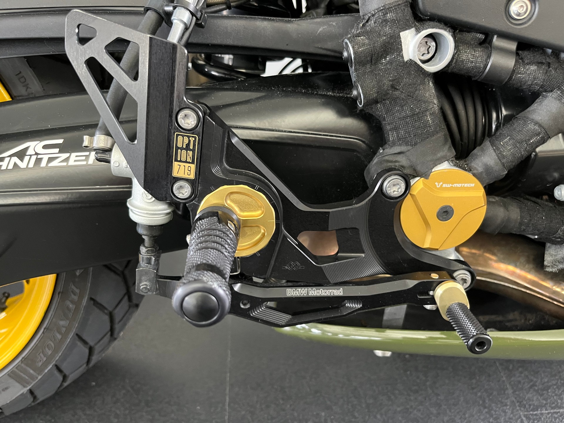 BMW R nineT Racer ABS - 15