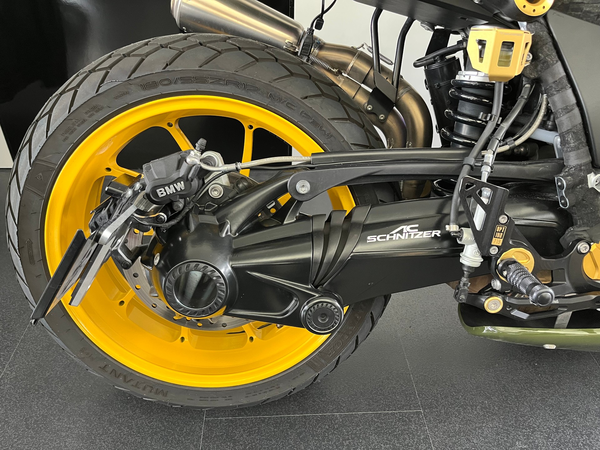 BMW R nineT Racer ABS - 6