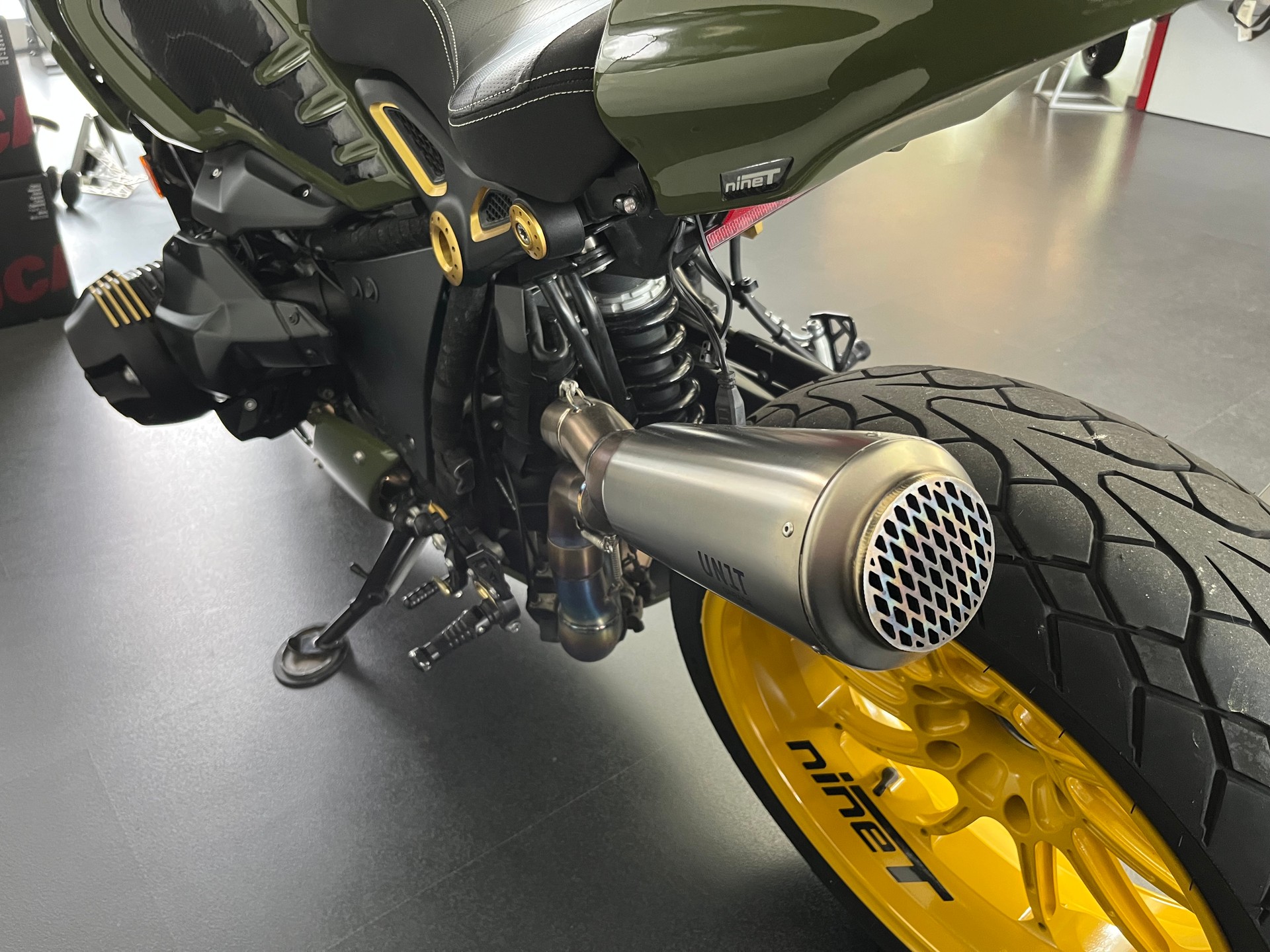 BMW R nineT Racer ABS - 14