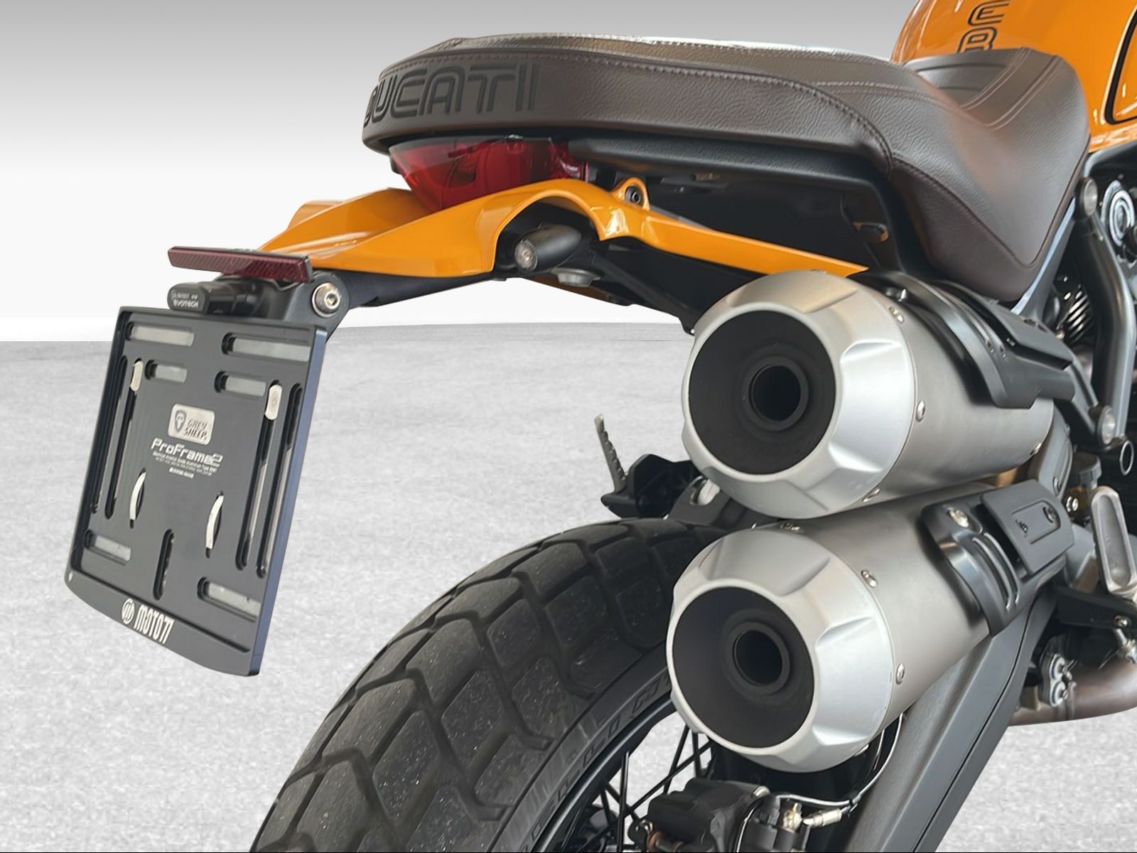 DUCATI Scrambler 1100 Tribute Pro ABS - 10