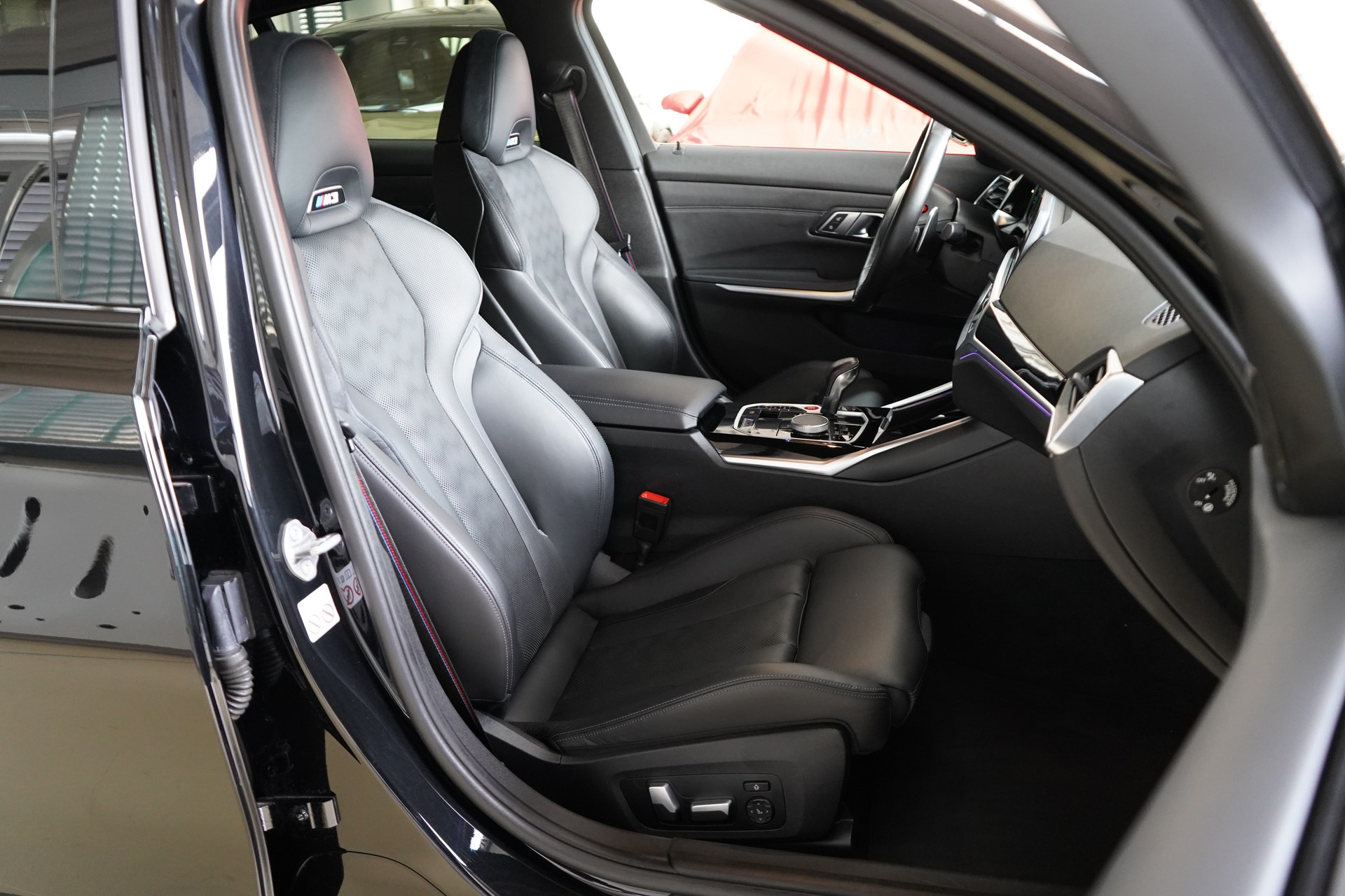 BMW M3 Competition - 32