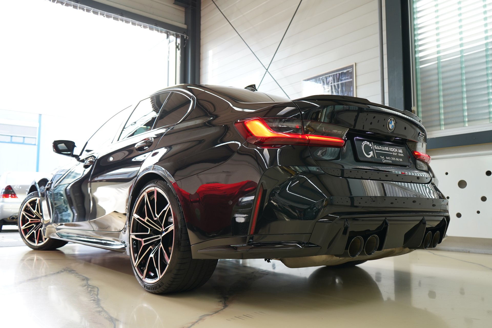 BMW M3 Competition - 6