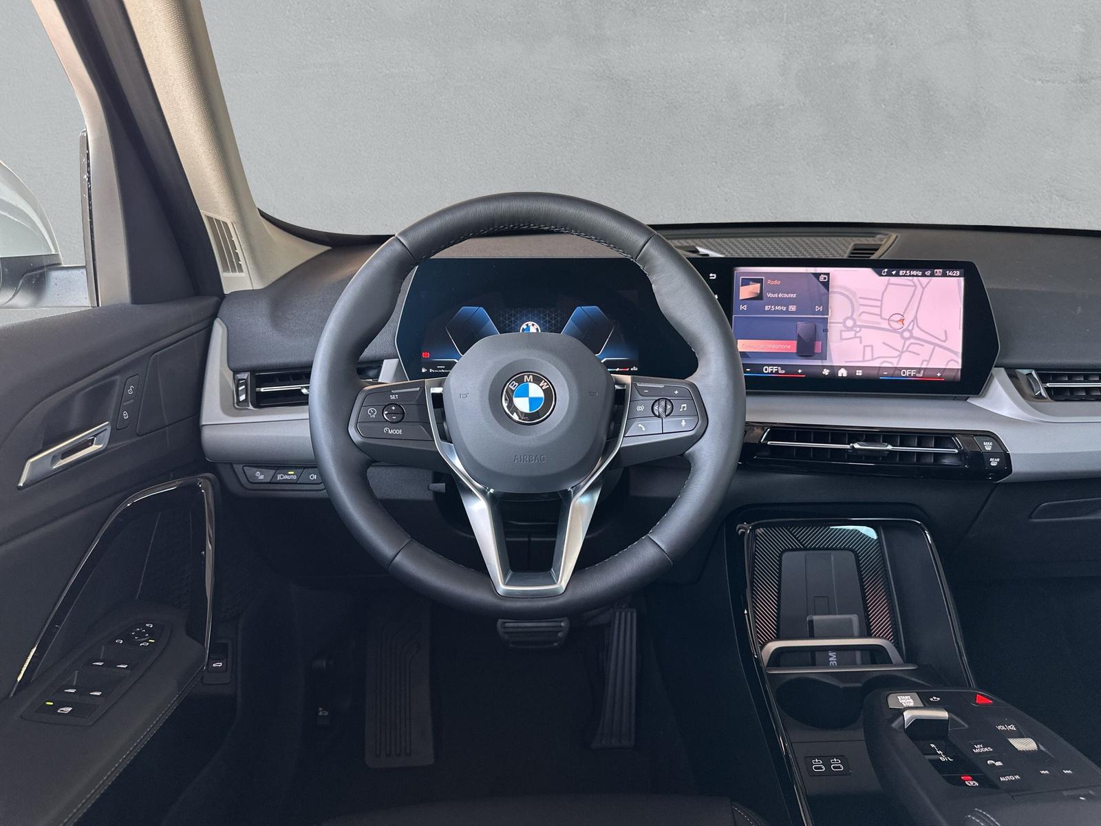 BMW X1 18i sDrive - 16