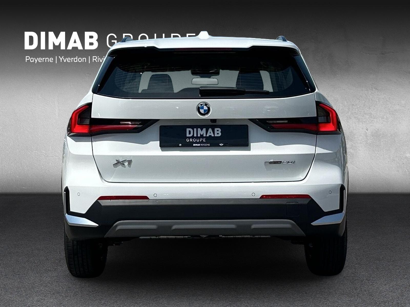 BMW X1 18i sDrive - 4