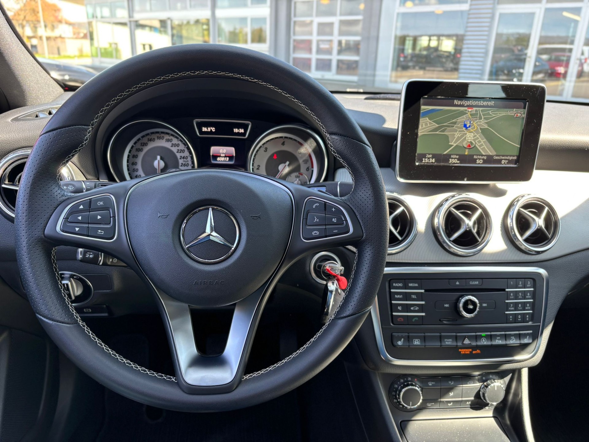 MERCEDES-BENZ GLA 200d Urban 4Matic - 11