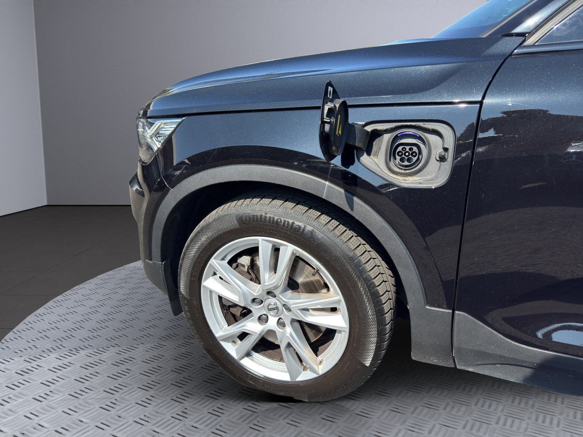 VOLVO XC40 T4 TwE R-Design DCT - 20