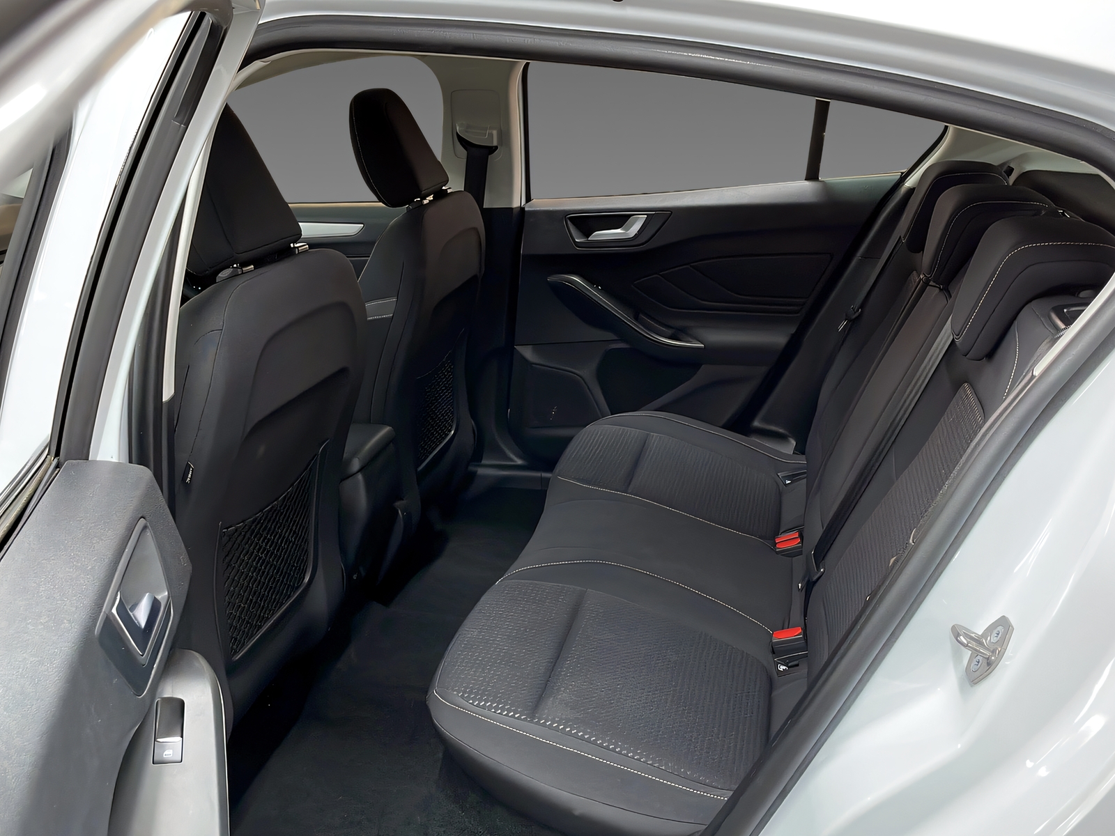 FORD Focus 1.0i EcoB 125 Trend+ - 12