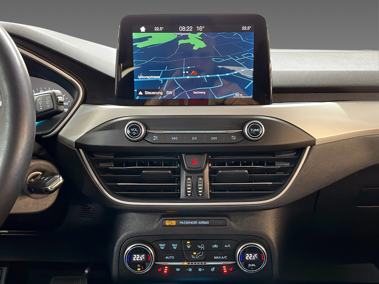FORD Focus 1.0i EcoB 125 Trend+ - 9