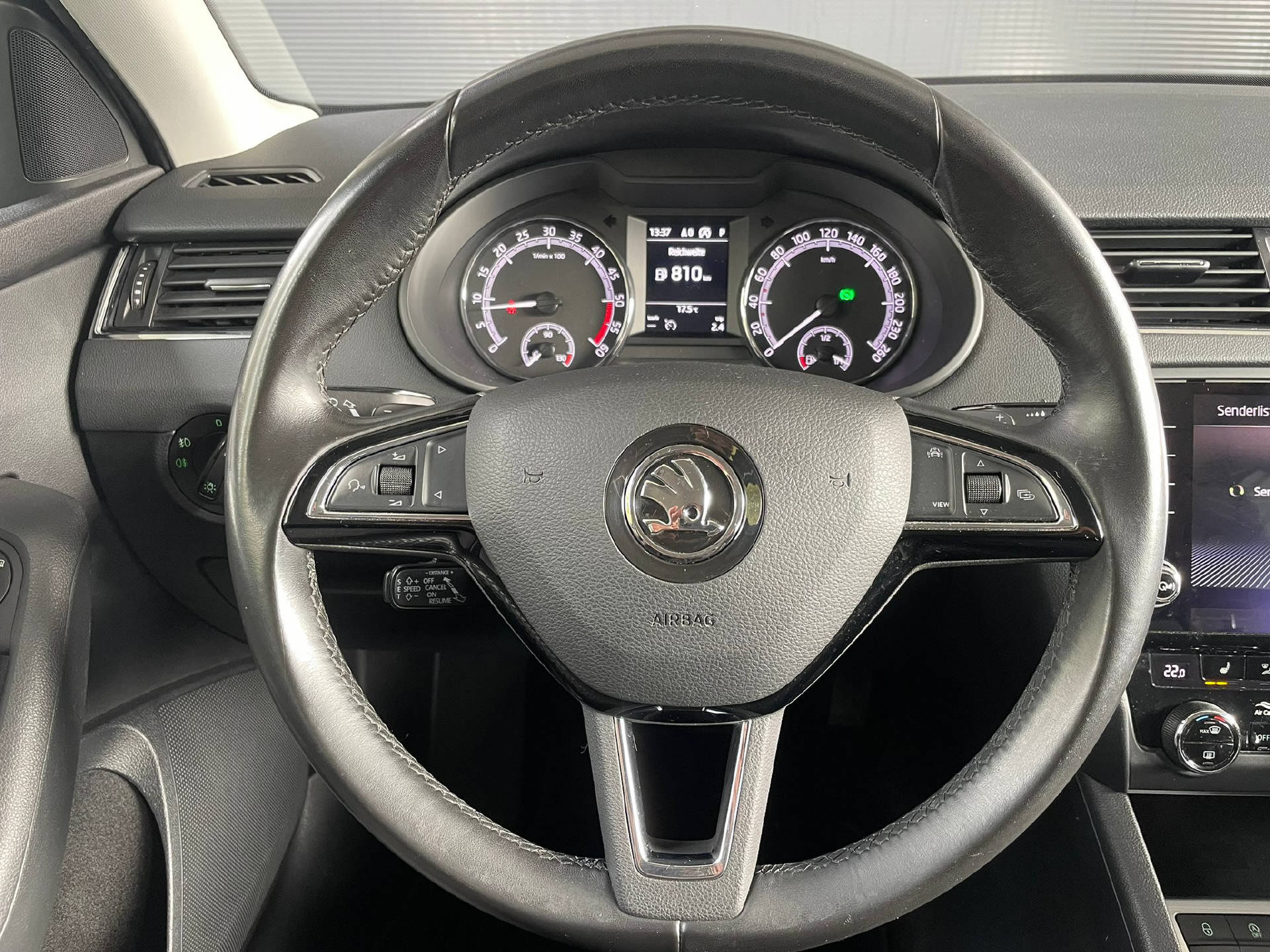 SKODA Octavia Combi 2.0 TDI 184 Ambition 4×4 DSG-7