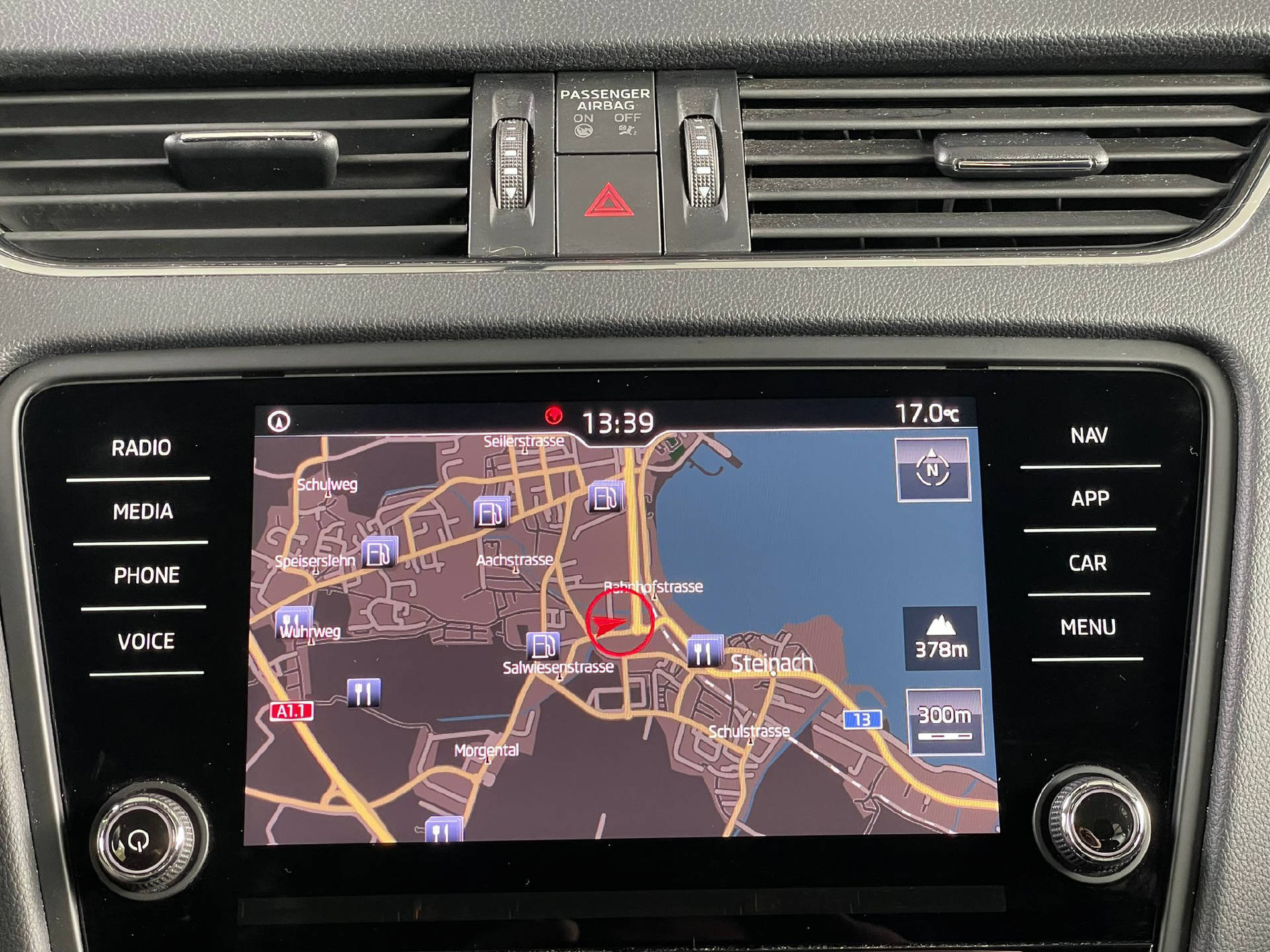 SKODA Octavia Combi 2.0 TDI 184 Ambition 4×4 DSG-10