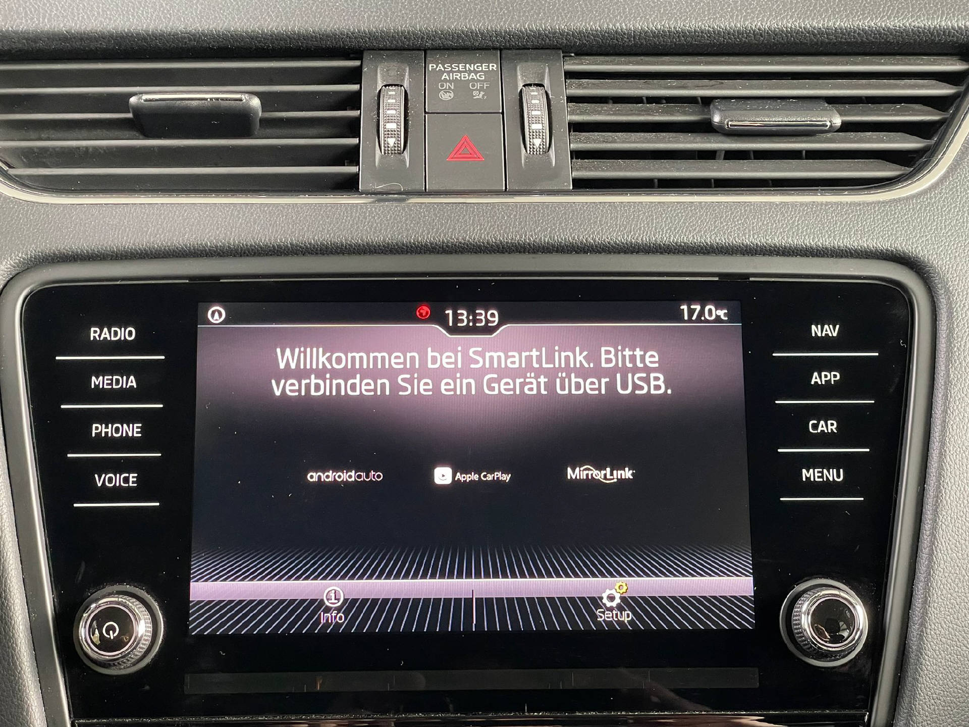 SKODA Octavia Combi 2.0 TDI 184 Ambition 4×4 DSG-14