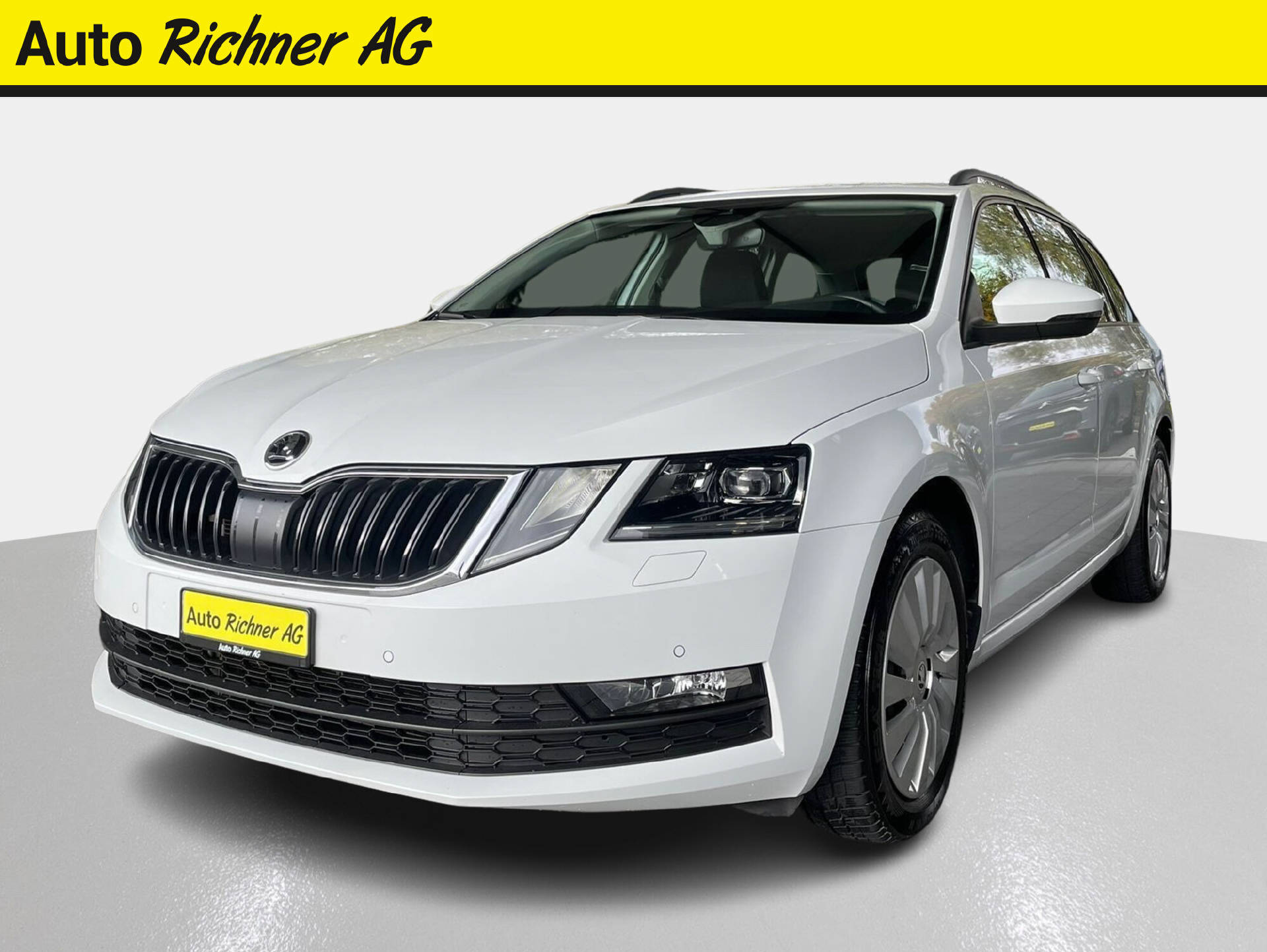 SKODA Octavia Combi 2.0 TDI 184 Ambition 4×4 DSG-1