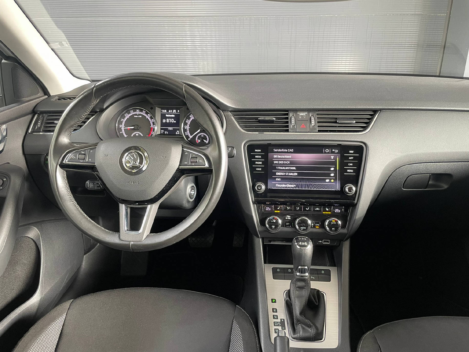 SKODA Octavia Combi 2.0 TDI 184 Ambition 4×4 DSG-6