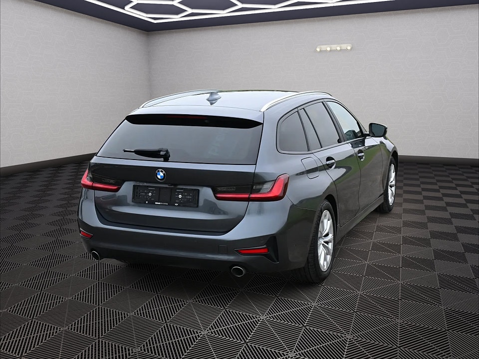 BMW 318d 48V Touring Steptronic - 3