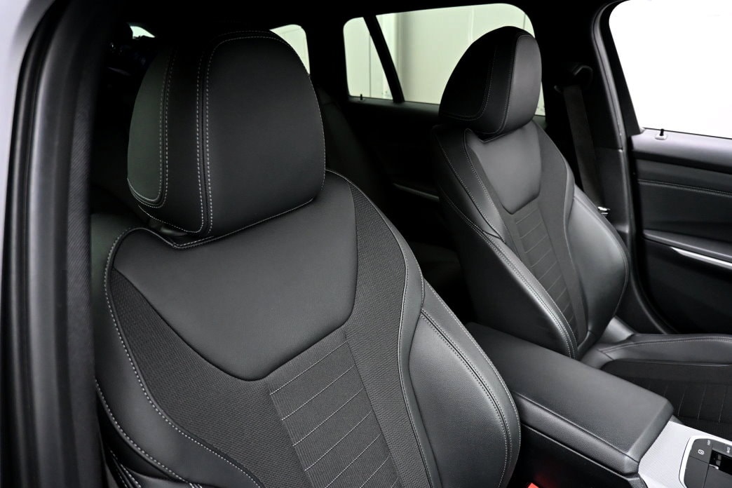 BMW 318d 48V Touring Steptronic - 6