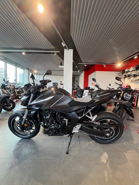 HONDA CB 1000 Hornet - 6