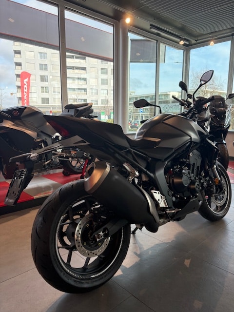 HONDA CB 1000 Hornet - 3