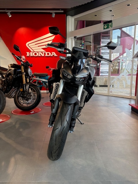 HONDA CB 1000 Hornet - 8