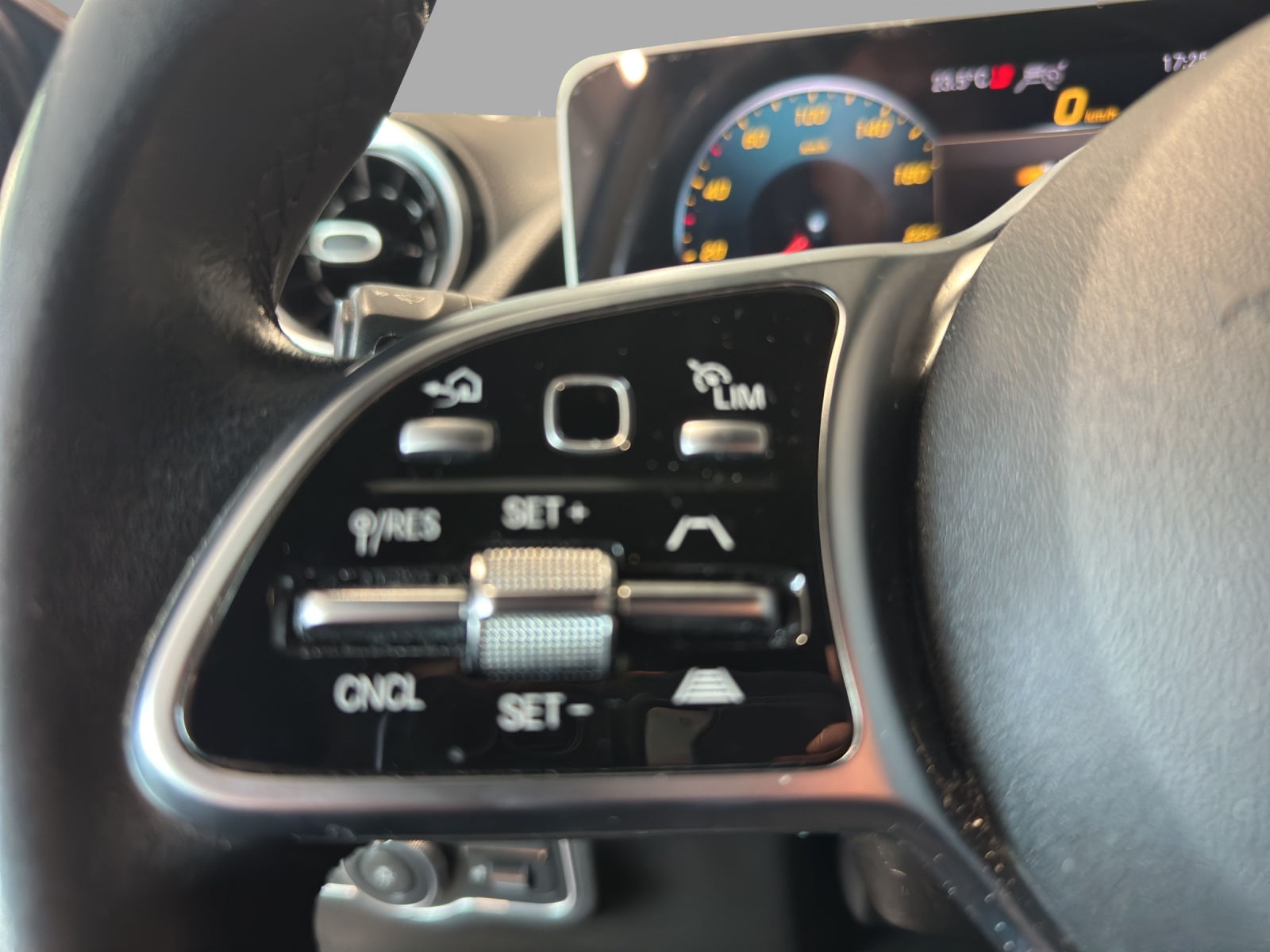 MERCEDES-BENZ B 220 4Matic Progressive 7G-DCT - 9