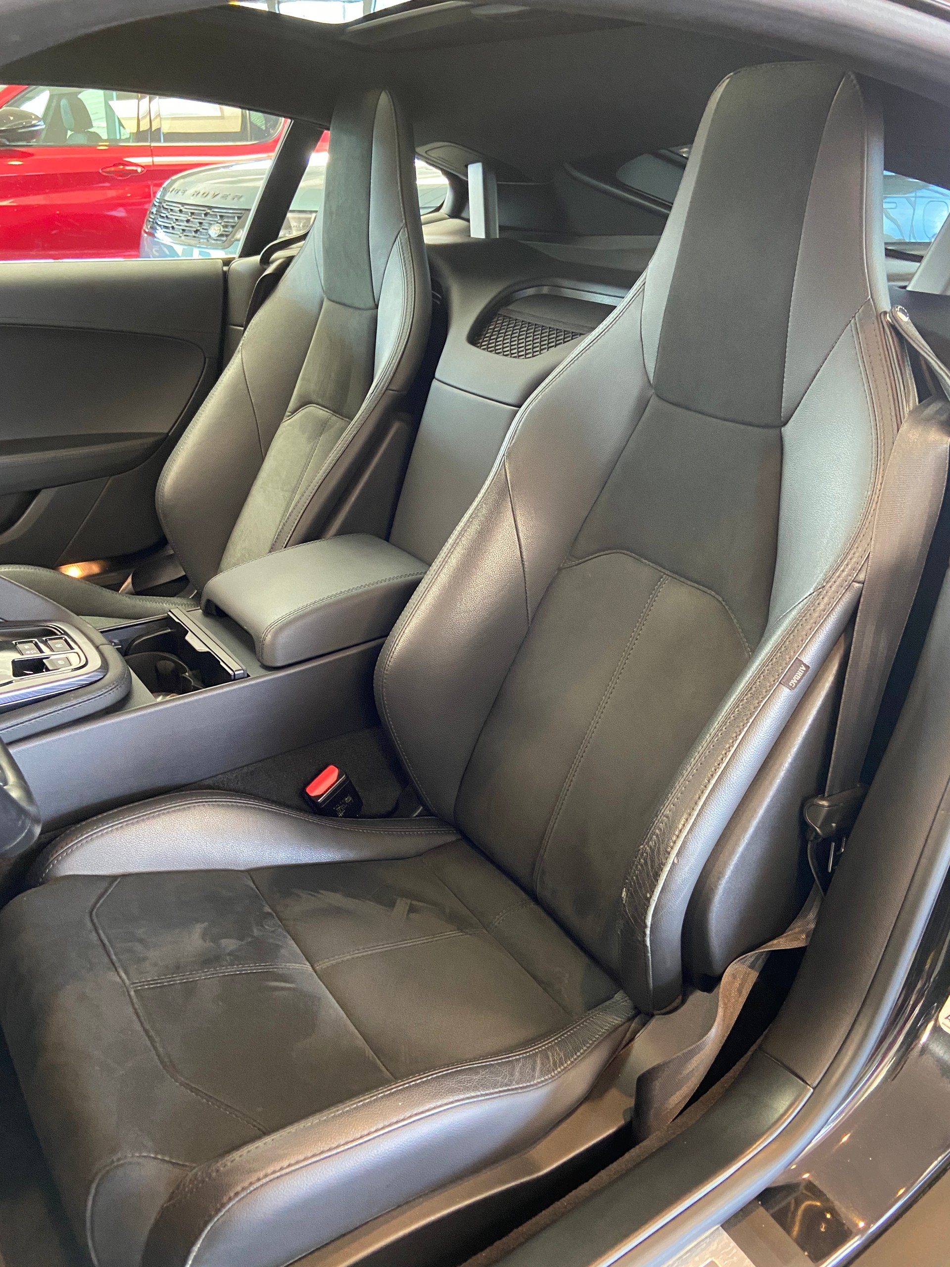 JAGUAR F-Type Coupé 2.0 R-Dynamic Black - 6